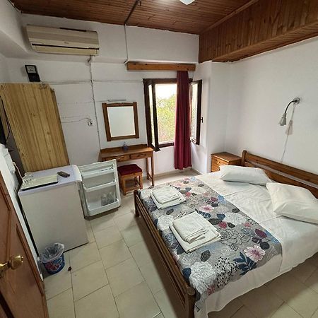 חאניה Stelios Rooms To Rent מראה חיצוני תמונה