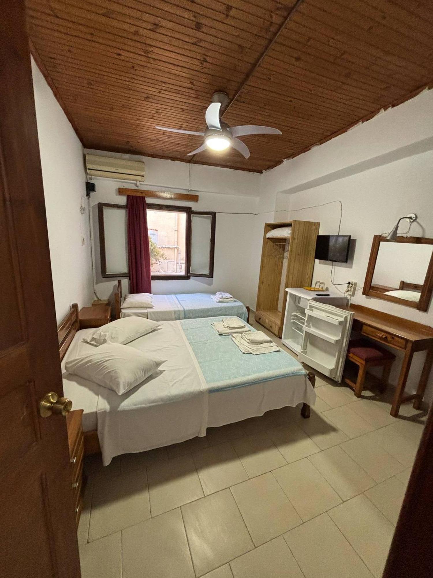 חאניה Stelios Rooms To Rent מראה חיצוני תמונה